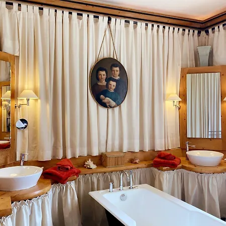 Magnifique Chateau D'hemevez Au Coeur De La Presqu'ile Du Cotentin Hemevez