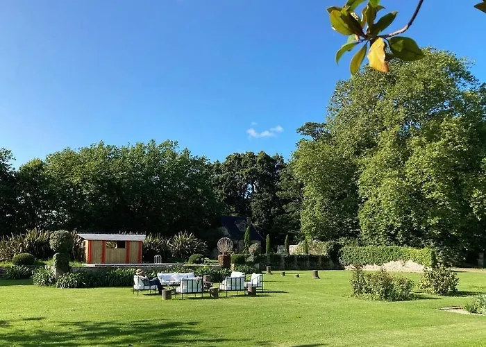 Magnifique Chateau D'hemevez Au Coeur De La Presqu'ile Du Cotentin