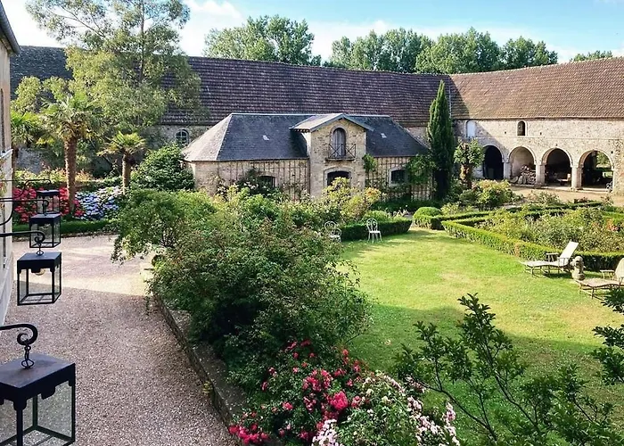 Magnifique Chateau D'hemevez Au Coeur De La Presqu'ile Du Cotentin